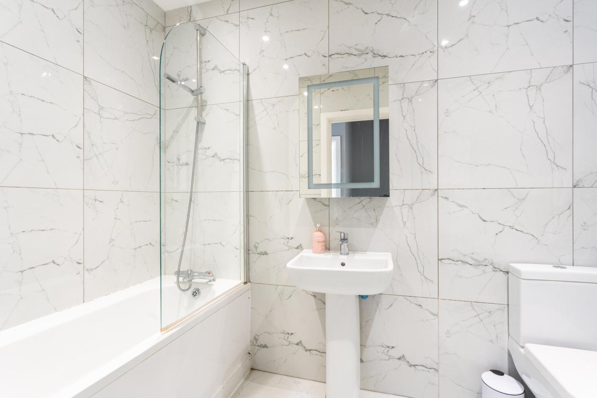 Modern Double Room With Shared Bathroom Londres Exterior foto